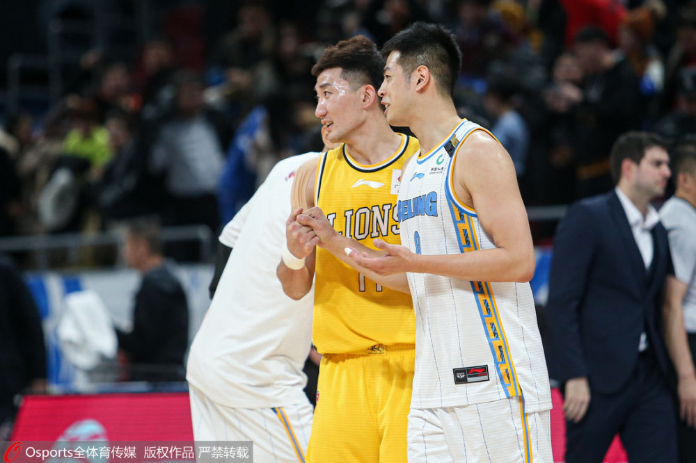 最新游戏攻略摩托车赛常规赛上演强强对话,荆楚貔貅队强势反弹江畔灰熊队,团队配合流畅;外援联手发威的简单介绍